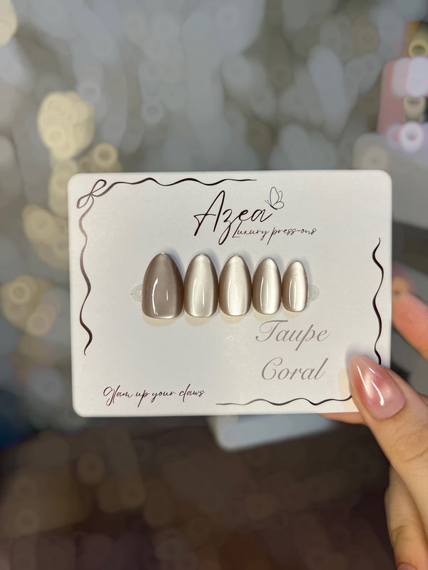 Short Almond Cateye