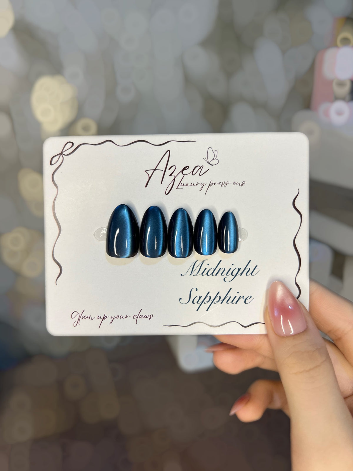 Short Almond Cateye
