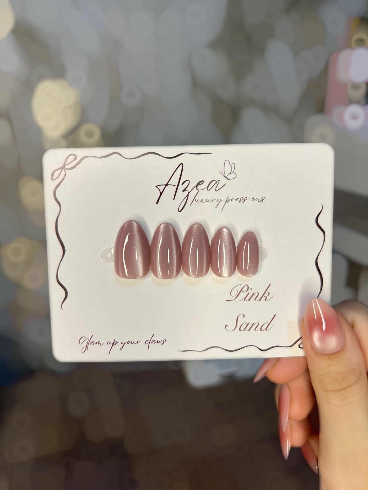 Short Almond Cateye