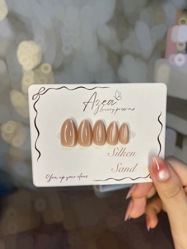 Short Almond Cateye